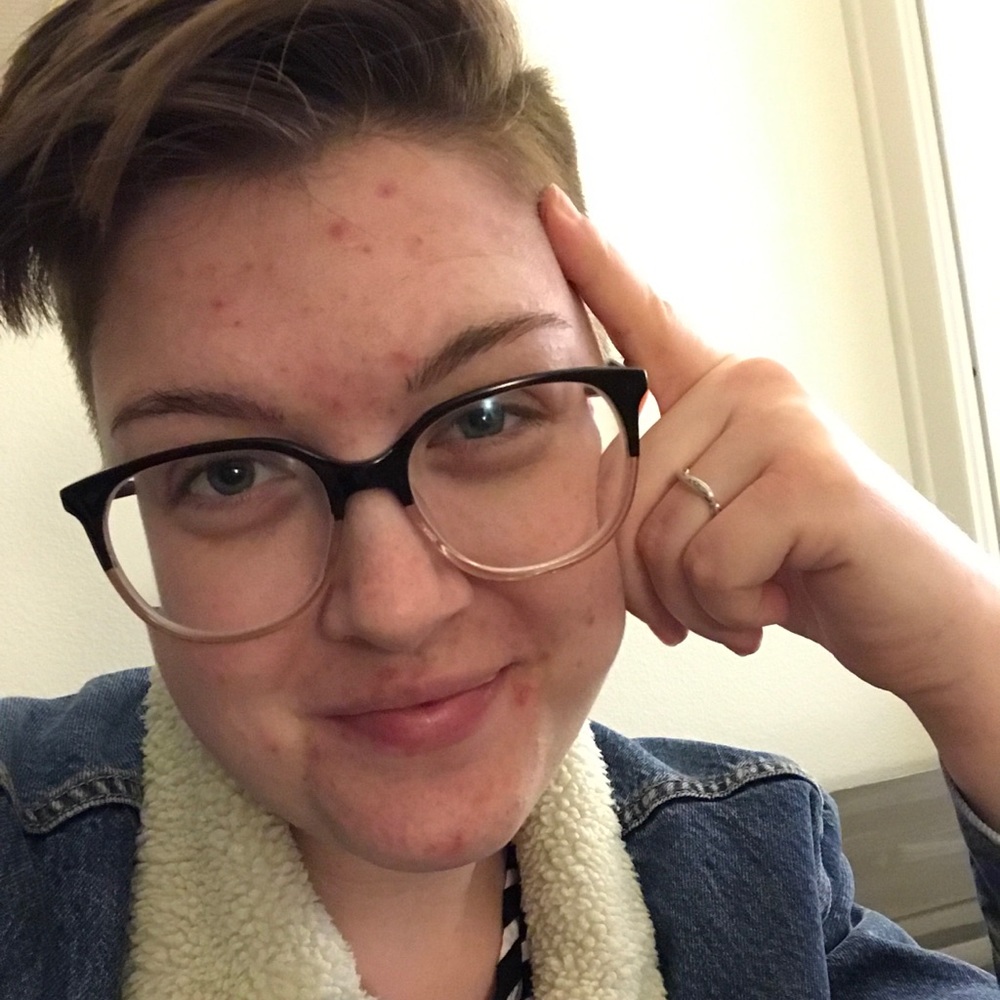 Meet your Posher, Alli